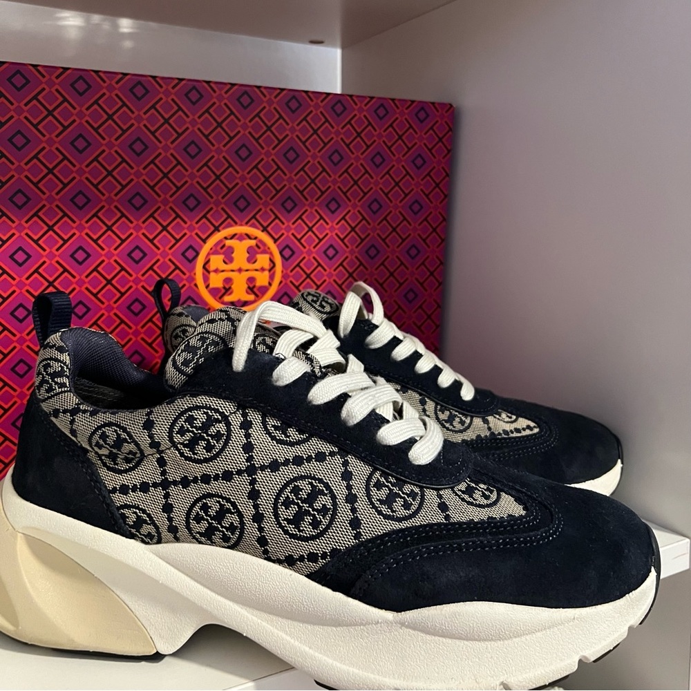 Tory Burch 🌑 T MONOGRAM GOOD LUCK TRAINER